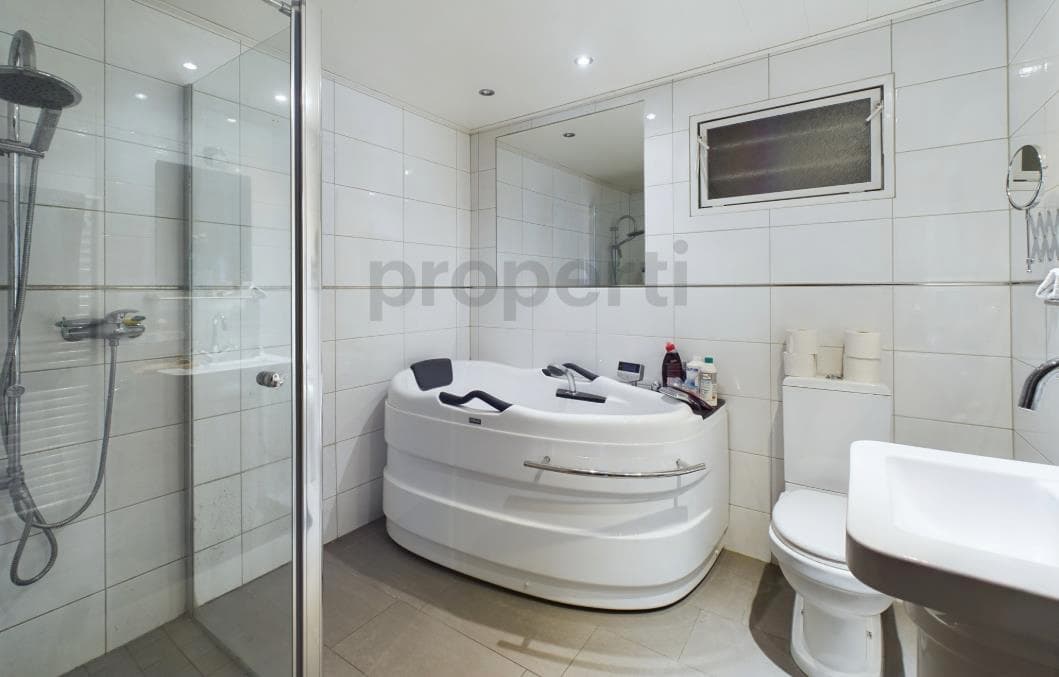 9 Zimmer-Haus mit Werkhof in Zuzwil – Bild 4